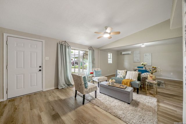 167 Bangor, San Antonio, TX 78228