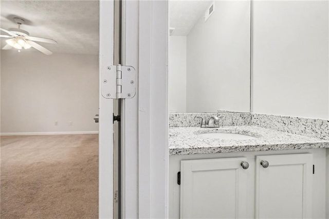 725 River Mist Drive, Jonesboro, GA 30238