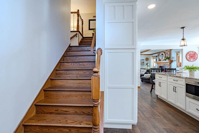 1401 WOODLAND RIDGE ROAD, Wausau, WI 54403