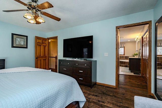 1401 WOODLAND RIDGE ROAD, Wausau, WI 54403