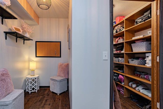 1401 WOODLAND RIDGE ROAD, Wausau, WI 54403