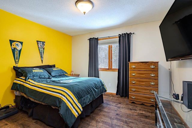 1401 WOODLAND RIDGE ROAD, Wausau, WI 54403