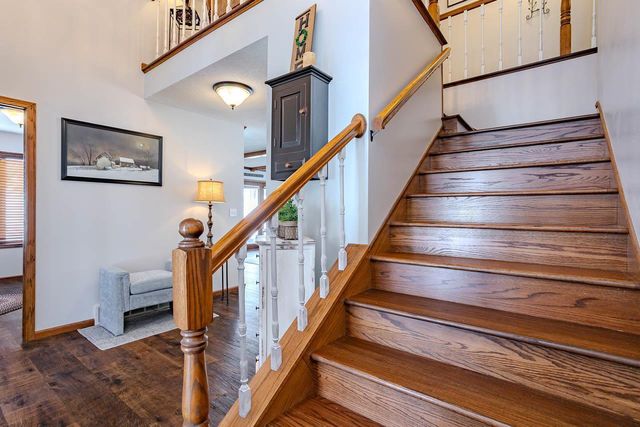 1401 WOODLAND RIDGE ROAD, Wausau, WI 54403