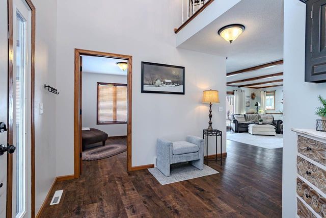 1401 WOODLAND RIDGE ROAD, Wausau, WI 54403