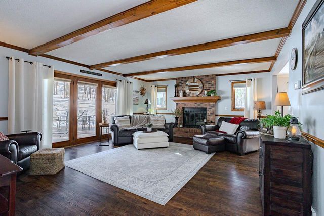 1401 WOODLAND RIDGE ROAD, Wausau, WI 54403