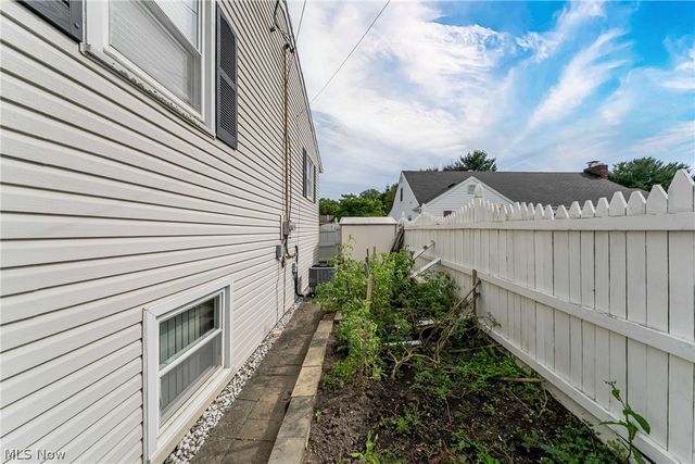 6117 Yorktown Road, Lorain, OH 44053