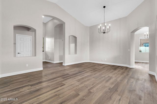 2430 S DRAGOON Drive, Chandler, AZ 85286