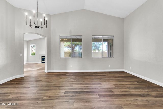 2430 S DRAGOON Drive, Chandler, AZ 85286