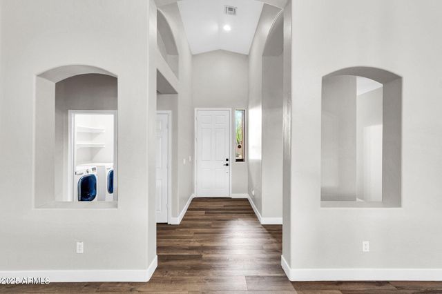 2430 S DRAGOON Drive, Chandler, AZ 85286