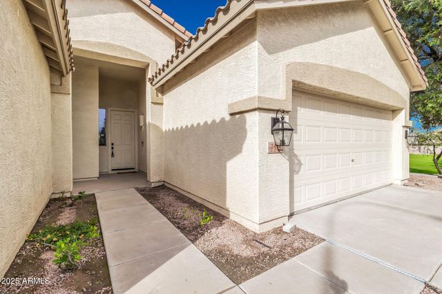 2430 S DRAGOON Drive, Chandler, AZ 85286