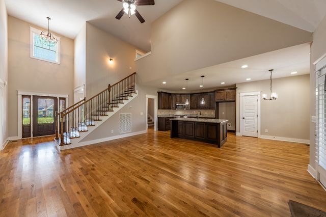 3053 Wedgewood Dr, Greenbrier, TN 37073