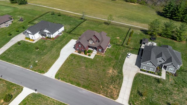 3053 Wedgewood Dr, Greenbrier, TN 37073