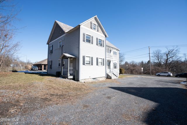 135 Maple Avenue, Saratoga Springs, NY 12866