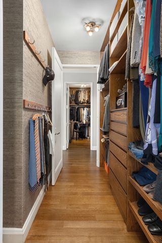 150 Charles St Apt M2, New York City, NY 10014