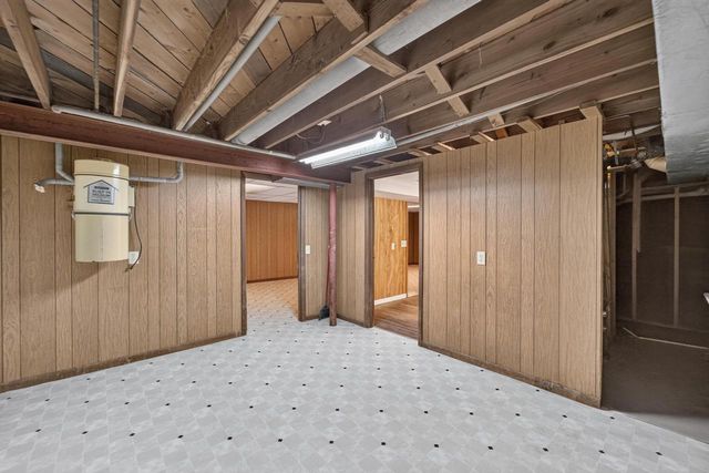 2122 Gilbert Road, Madison, WI 53711