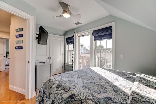4 Barney Street, Newport, RI 02840