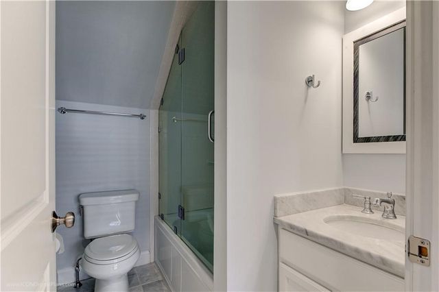 4 Barney Street, Newport, RI 02840