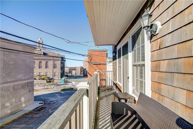 4 Barney Street, Newport, RI 02840