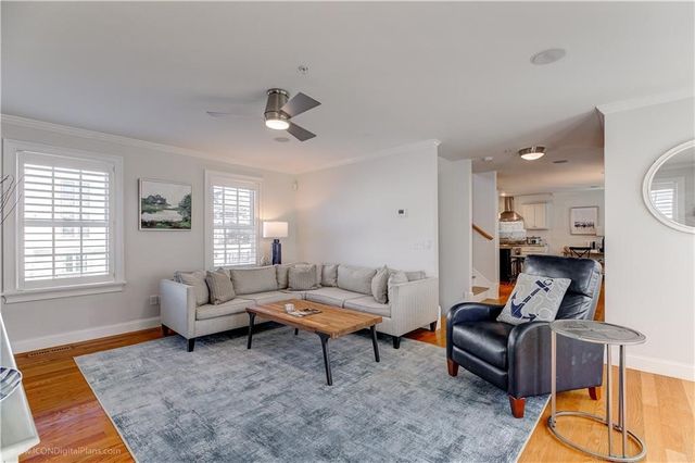 4 Barney Street, Newport, RI 02840