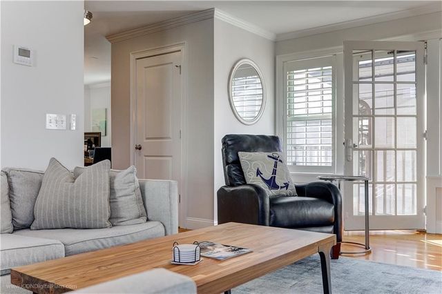 4 Barney Street, Newport, RI 02840