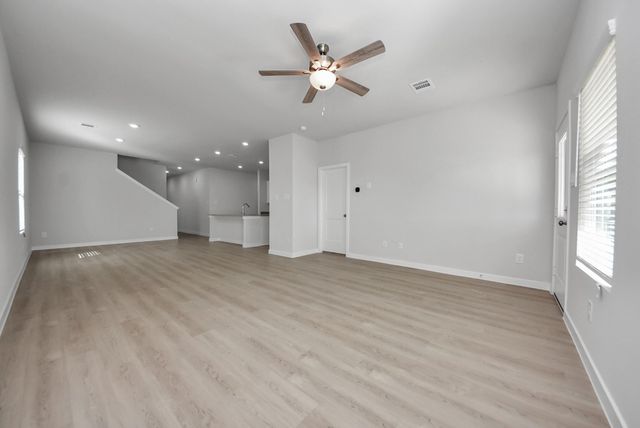 473 Shoreview Drive, Conroe, TX 77303