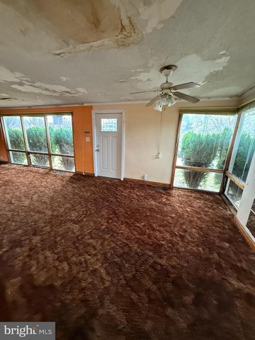 2713 GLEN AVE, Baltimore, MD 21215