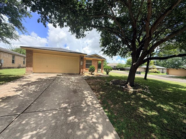 116 Spur CV, Kyle, TX 78640