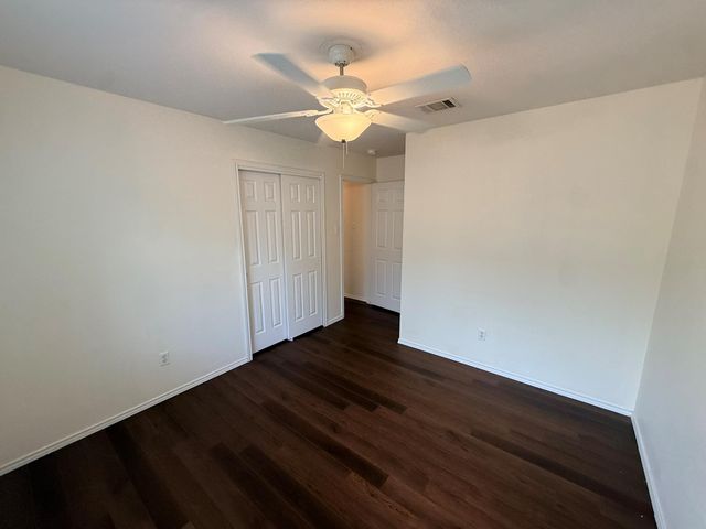 116 Spur CV, Kyle, TX 78640