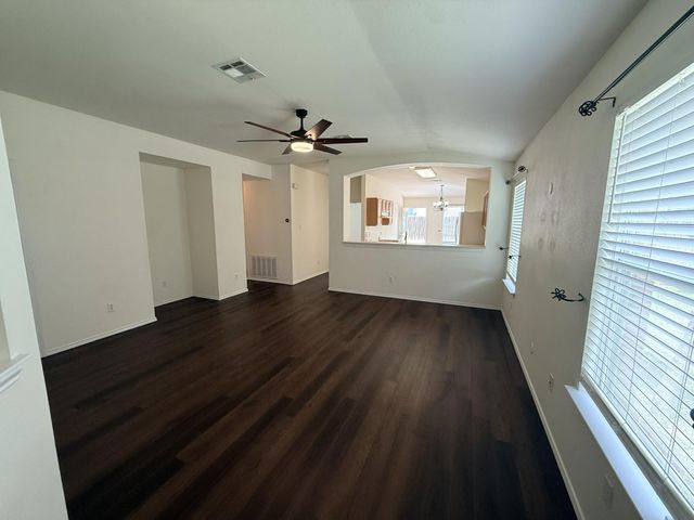 116 Spur CV, Kyle, TX 78640