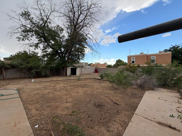 517 Ida Place NE, Albuquerque, NM 87123