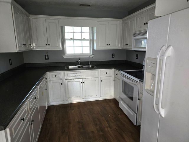 188 Royal Pine Drive, Warrenville, SC 29851