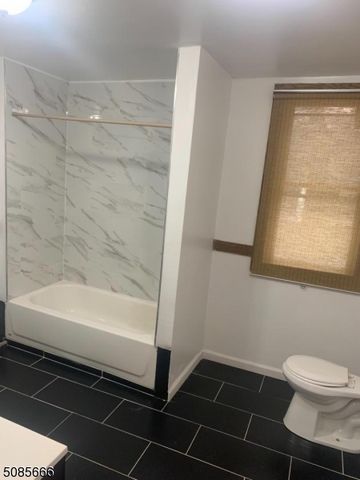852 S 13Th St, Newark City, NJ 07108