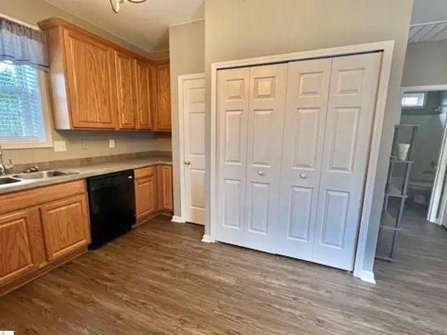 104 Maravista Avenue, Greenville, SC 29617