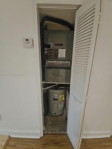 7870 SW 102nd Ln, Miami, FL 33156