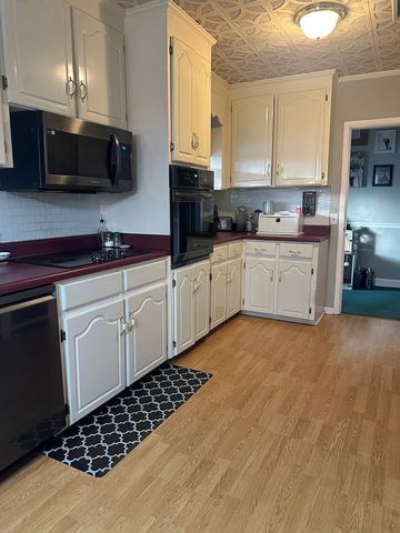 460 Lawrence Street, Slocomb, AL 36375