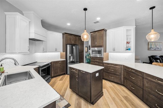 6646 GARDEN PALM COURT, New Port Richey, FL 34655