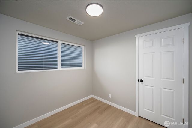 643 W Loop Drive, Moses Lake, WA 99357