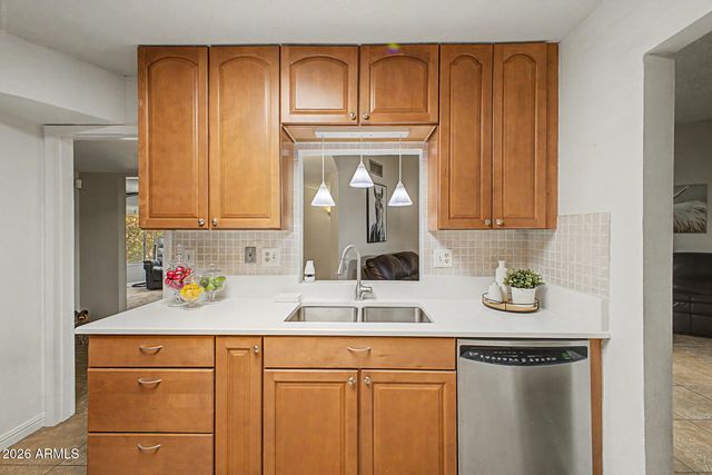 14039 N PALM RIDGE Drive W, Sun City, AZ 85351