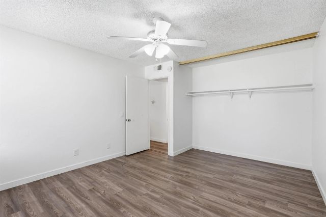 6878 Navajo Rd 111, San Diego, CA 92119