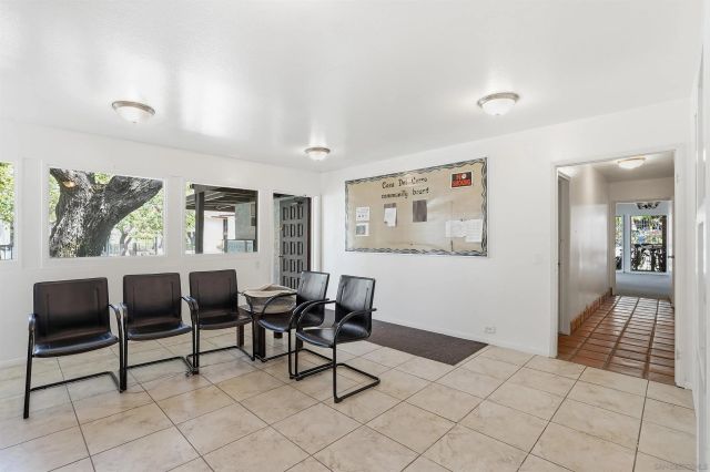 6878 Navajo Rd 111, San Diego, CA 92119