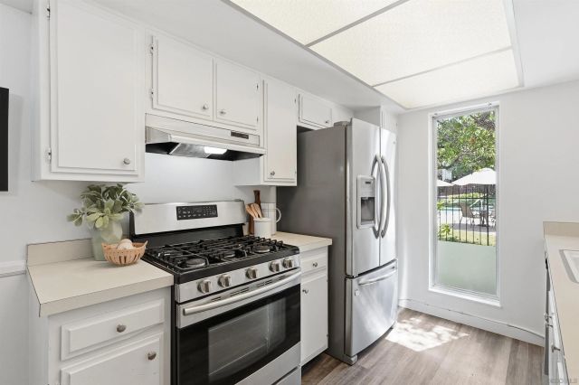 6878 Navajo Rd 111, San Diego, CA 92119