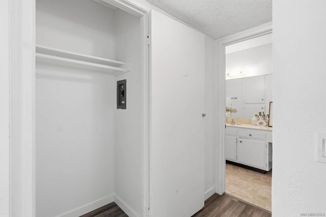 6878 Navajo Rd 111, San Diego, CA 92119