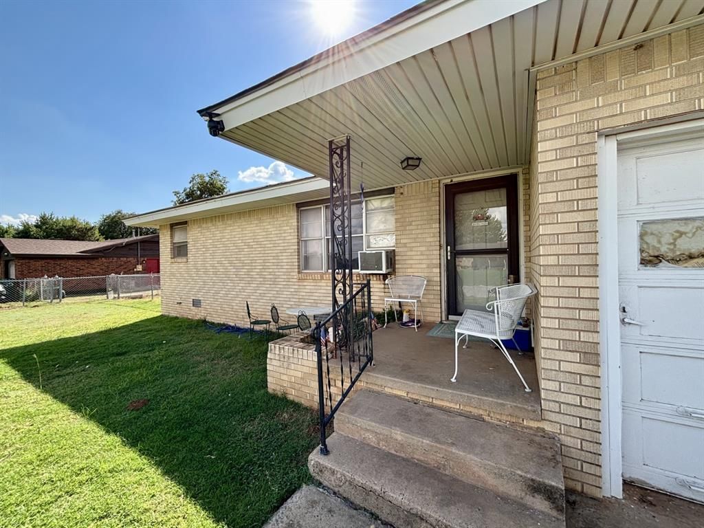 101 Claude Street, Dill City, OK 73641