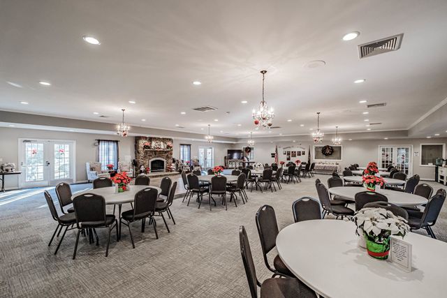 73 Diamondback Drive, Rochester, NH 03868