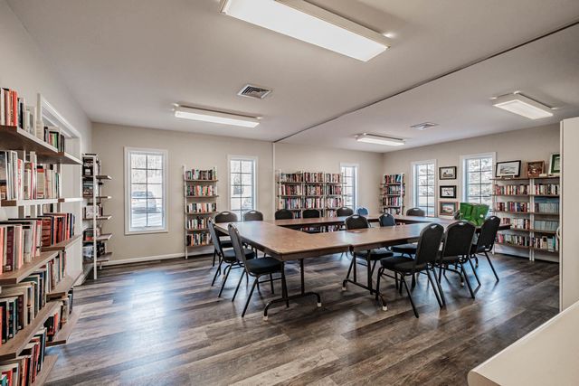 73 Diamondback Drive, Rochester, NH 03868