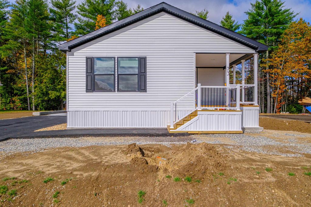 73 Diamondback Drive, Rochester, NH 03868