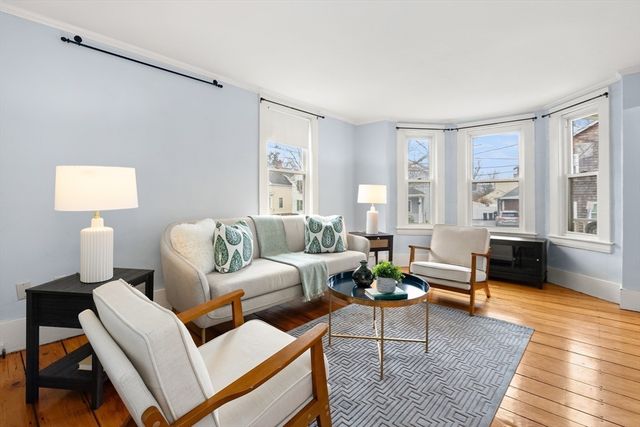 6 Elmwood Rd, Swampscott, MA 01907