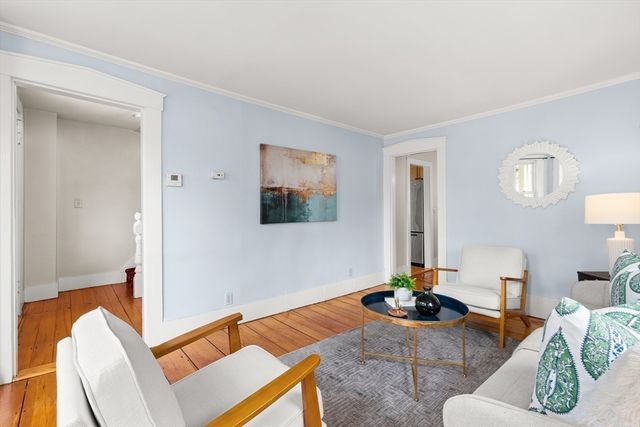 6 Elmwood Rd, Swampscott, MA 01907