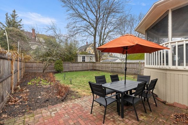 6 Elmwood Rd, Swampscott, MA 01907