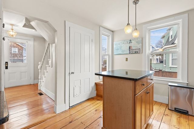 6 Elmwood Rd, Swampscott, MA 01907